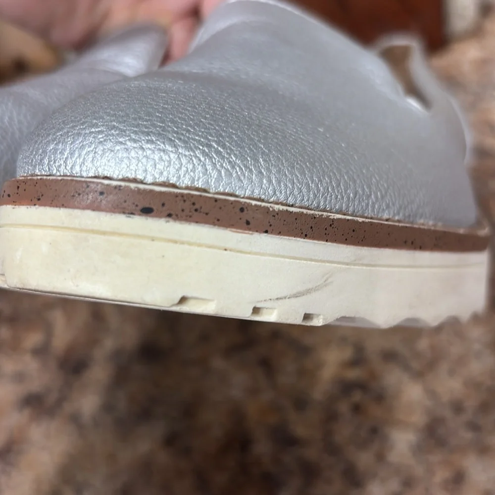 Call It Spring Vegan Silver Wedge Slip On Loafers Size 10 - Picture 11 of 12